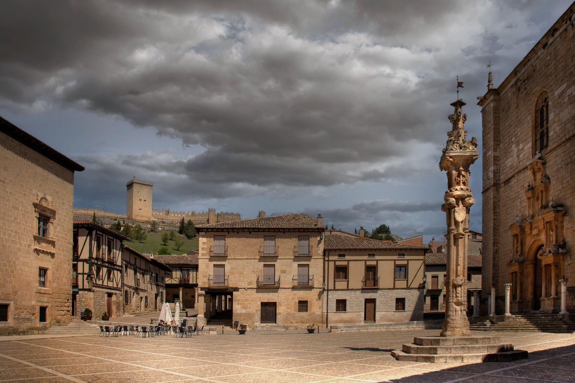 Plaza Mayor de Peñaranda de Duero